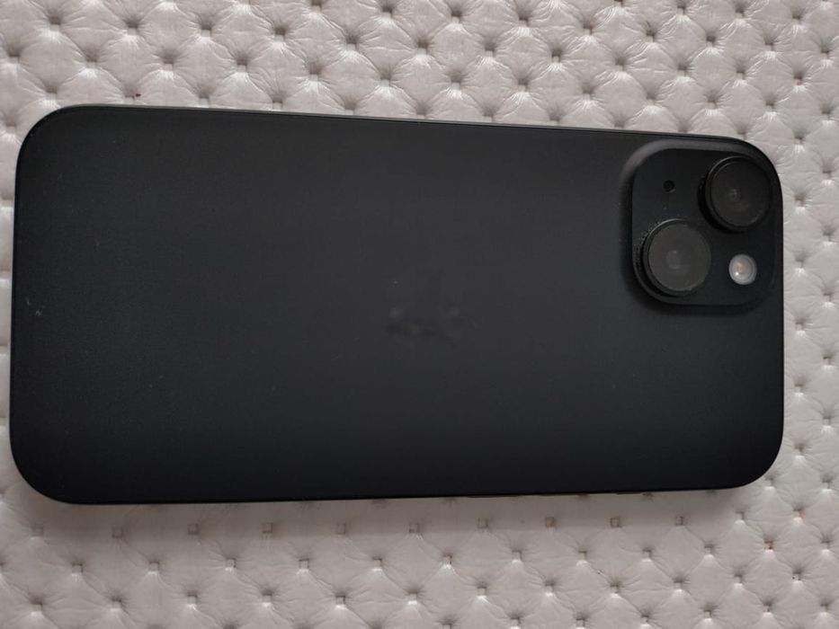 Айфон 15 128гб  ëмкость 100