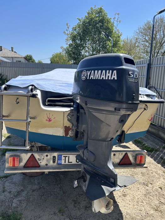 Barca de vanzare