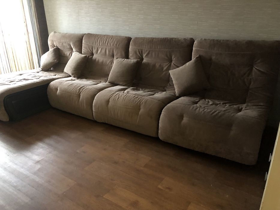 Диван для гостиной