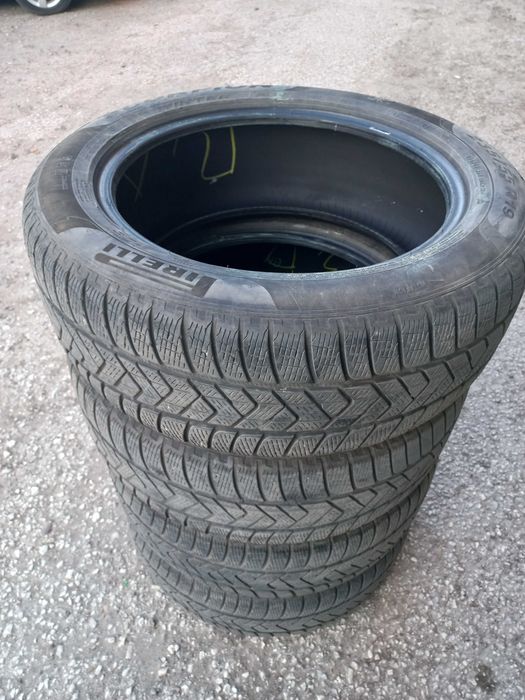 Гуми 235/55/19 Pirelli scorpion winter