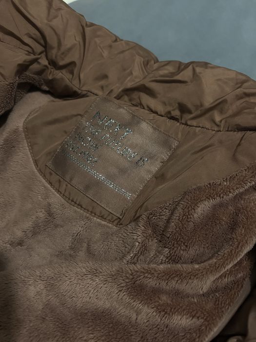 Продам детскую куртку от Next