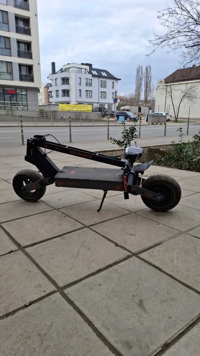 Електрическа тротинетка Kukirin G4 2024