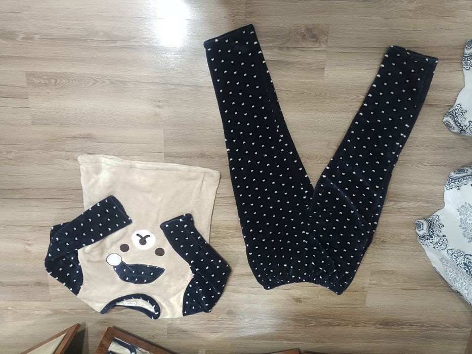 Продам теплый костюм