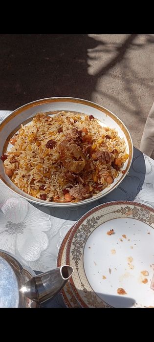 OSH kotta qozonlarda sifatli va mazali Toshkent to'y oshi