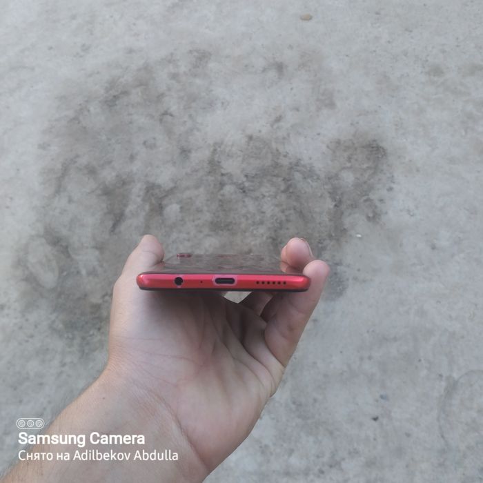 Samsung A20 s sotiladi 32gb