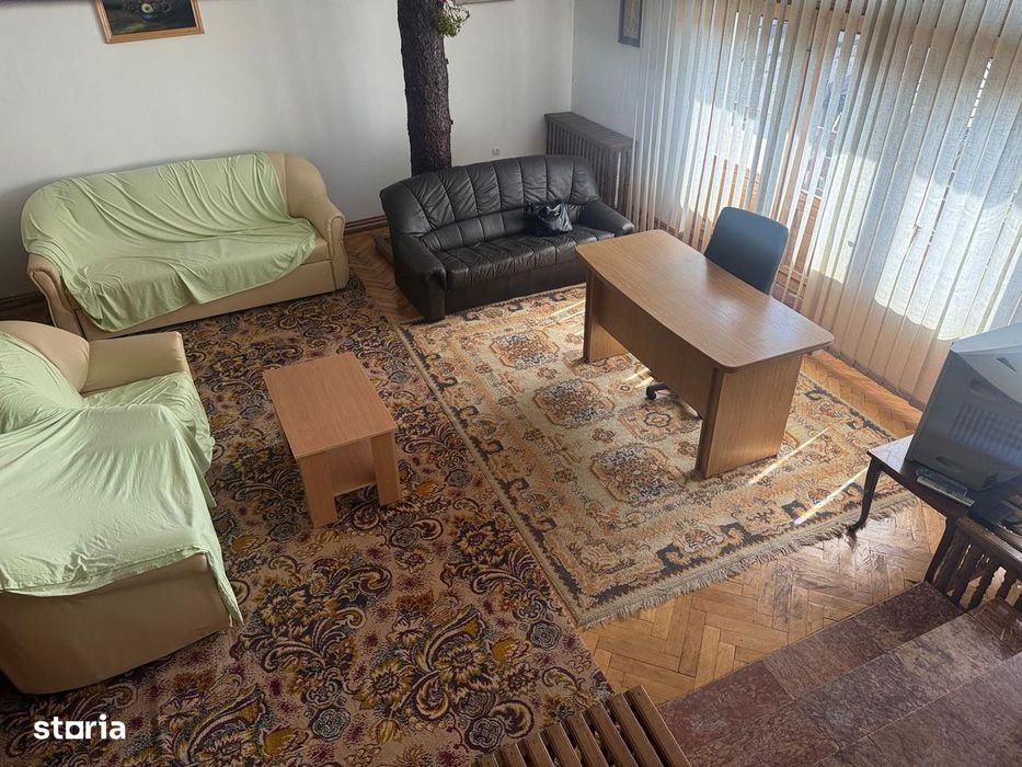 Inchiriere casa 4 camere, mobilata, Targoviste, zona Turnul Chindiei