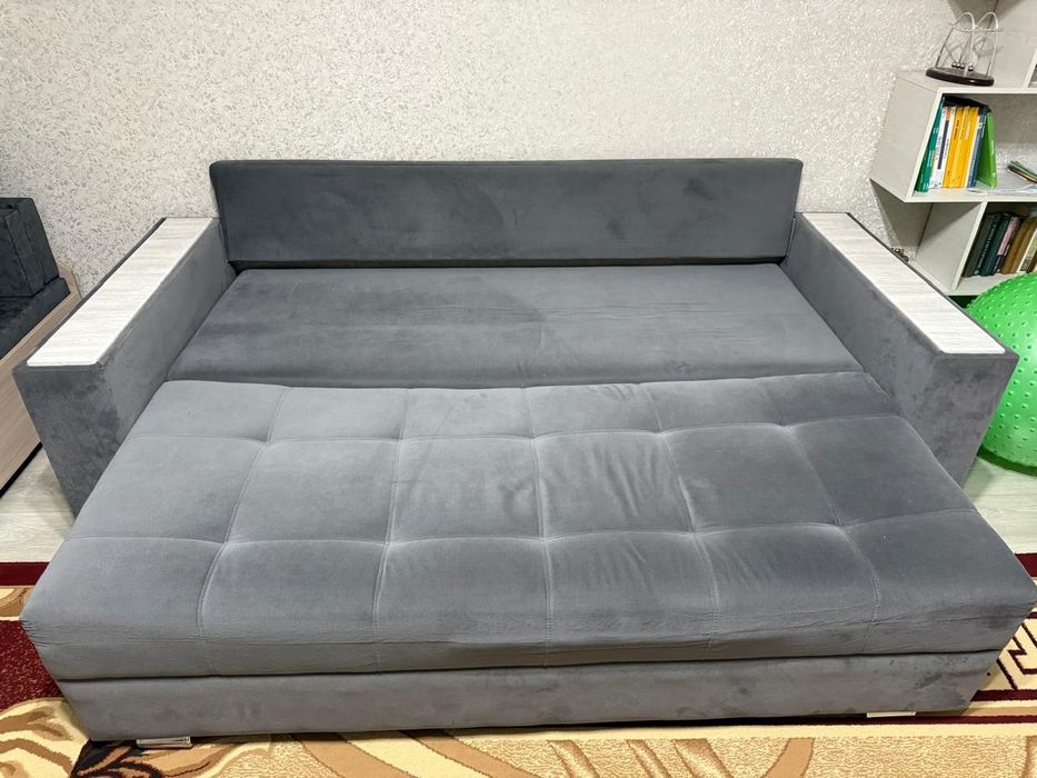 Продам диван раскладной