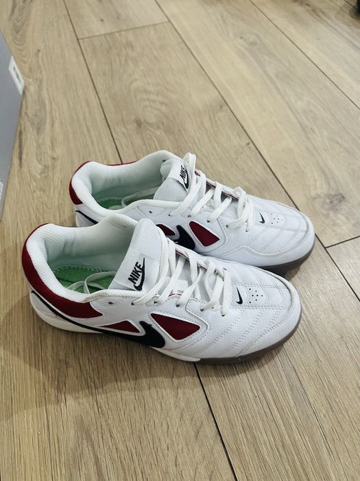 Nike gato крассовка