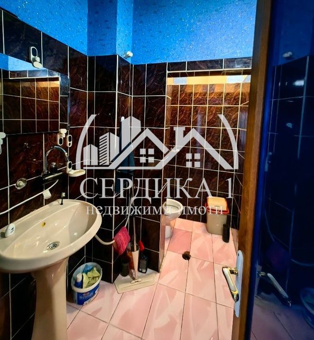 Продава се Многостаен апартамент в Дупница - 120 кв.м за 1084 €/кв.м - Снимка #11