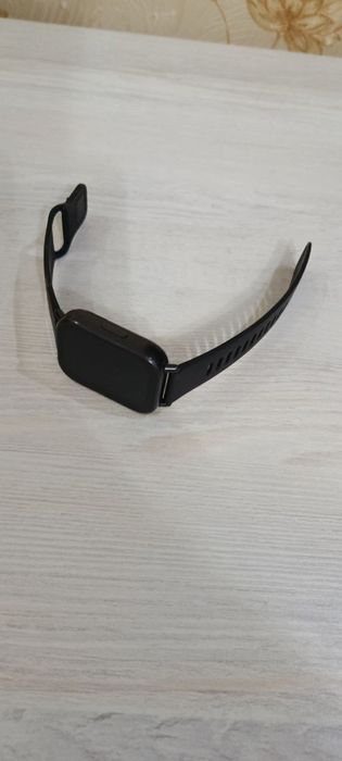 Часы от редми зарядка есть каропки нету