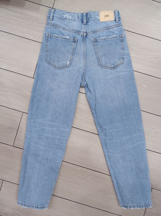 Джинсы на девочку Zara