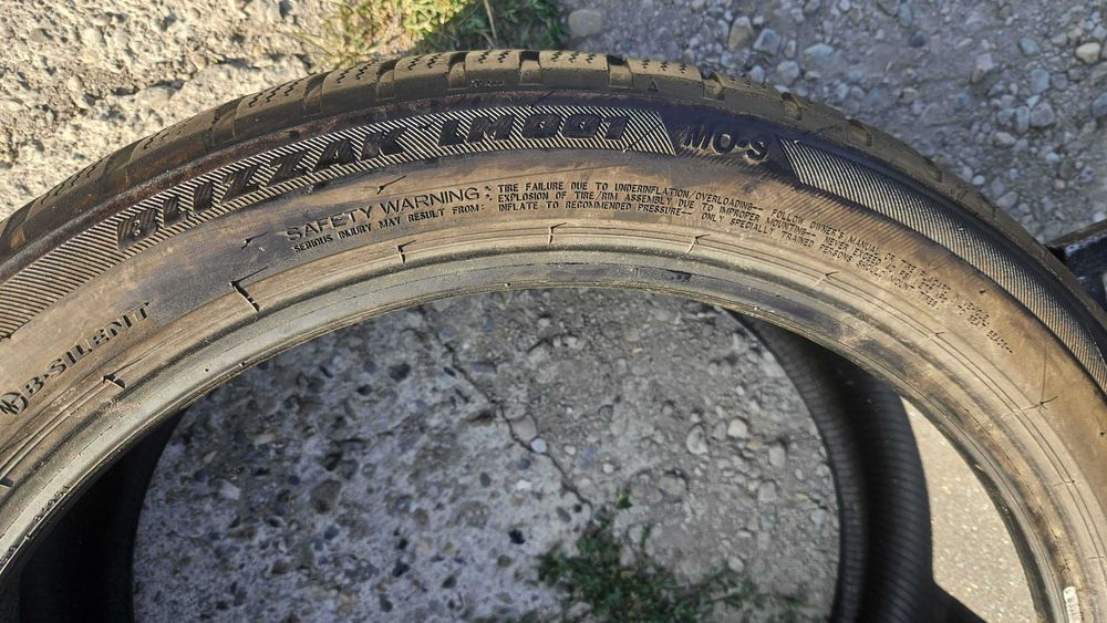 255/40 R20 • Iarna • Bridgestone Blizzak LM001 MO S 101V | 2 buc | DOT 2022 | Pret/buc