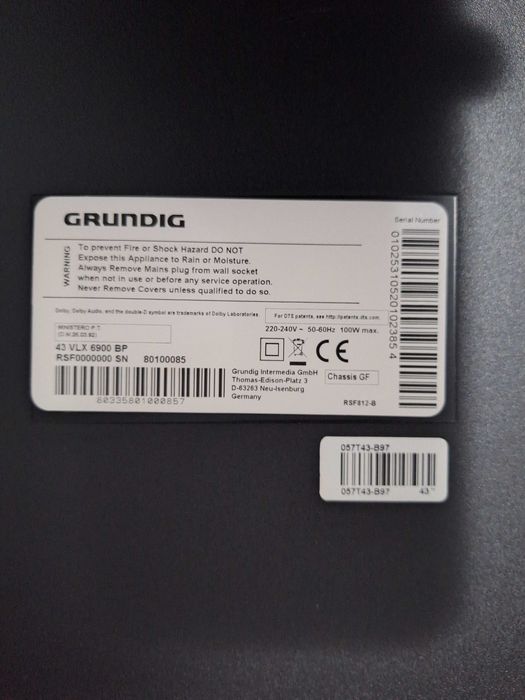 Vând plasmă 109 cm