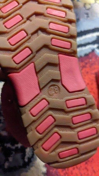 Продам сапожки для девочки