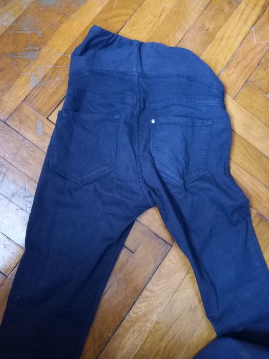 Pantaloni pt .sarcina