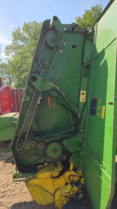 Пресс подборщик JOHN DEERE 550