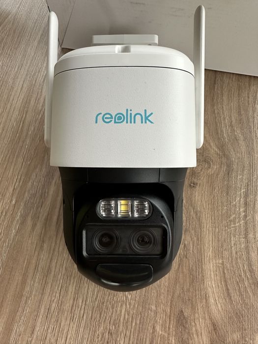 Reolink WiFi Battery TrackMix 4MP camera с детекция и проследяване на хора, животни и автомобили