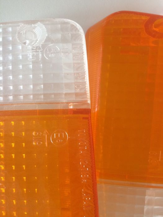 Оригинален комплект Стъкло за габарит и мигач TOYOTA Corolla