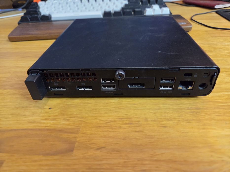 HP mini elitedesk g4 amd ryzen 2200ge