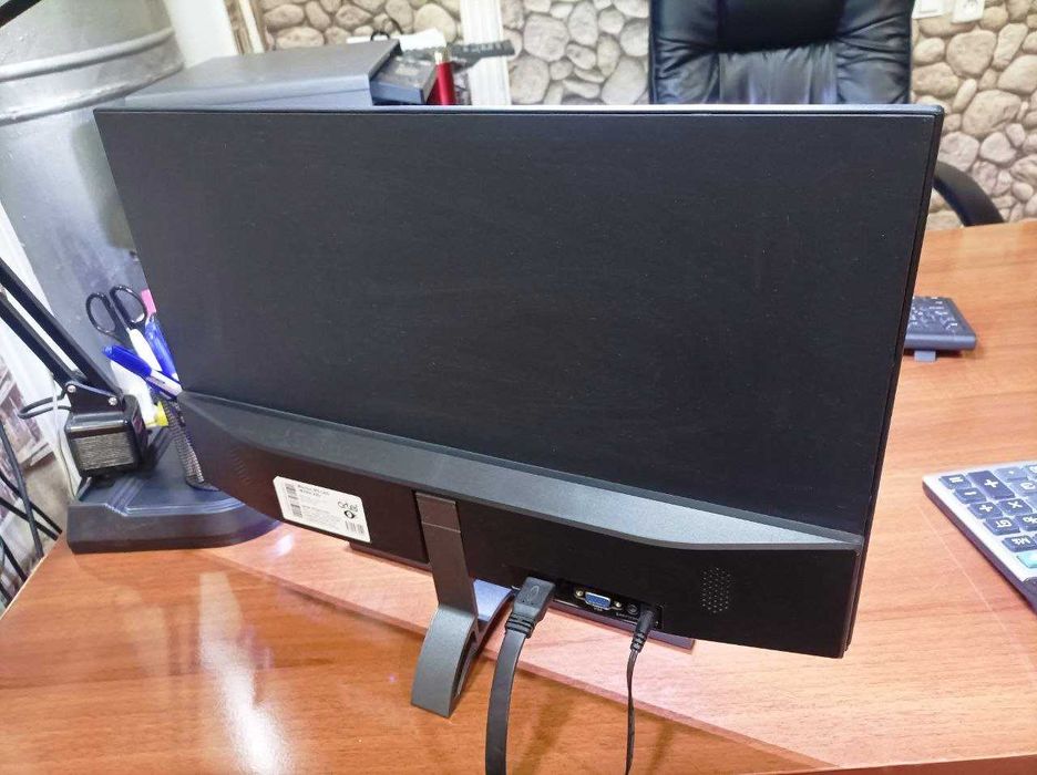 Монитор Artel M2000