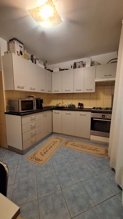 Închiriez camera apartament_Iasi