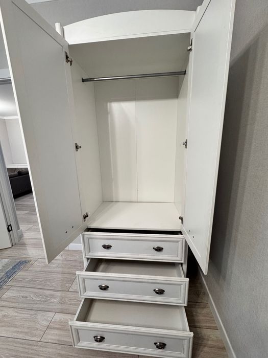 Комплект шкафа и пенала