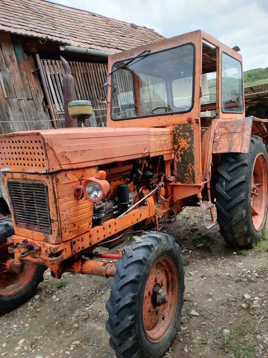 Vand Tractor U650, 3500 euro