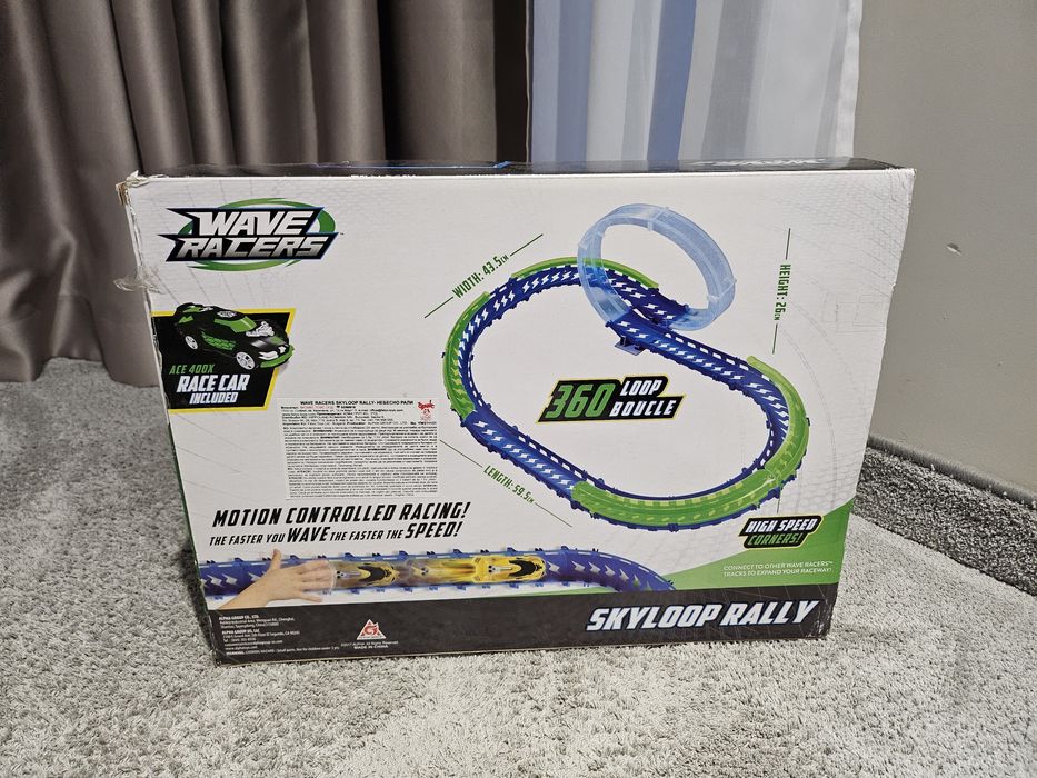 Кола за бутане, писта с коли и др играчки