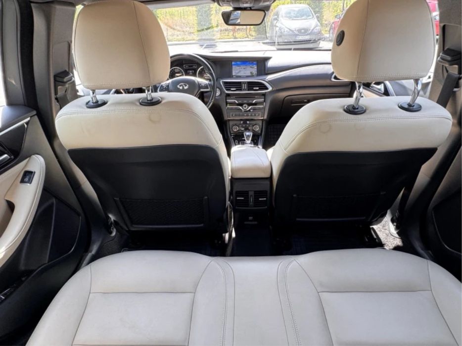 Infiniti QX30 2.2D-4X4 AWD Sunroof