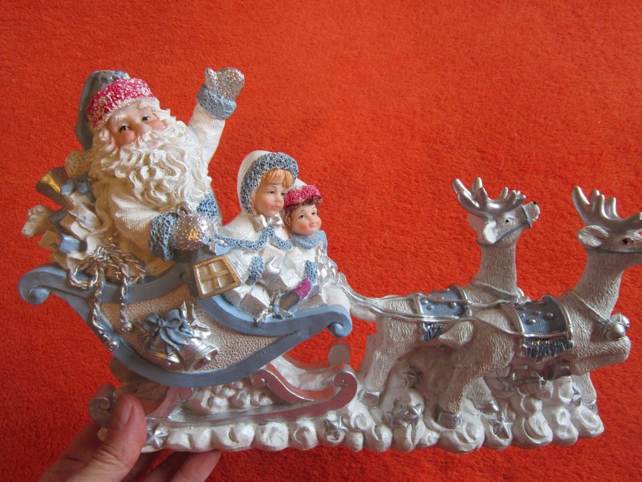 cadou rar Sania lui Mos Craciun  decoratiune Germania 1990 impecabila