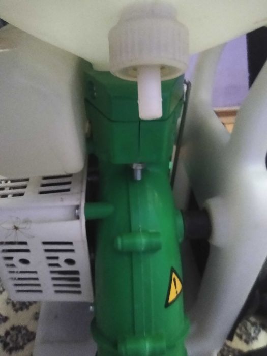 Моторна пръскачка