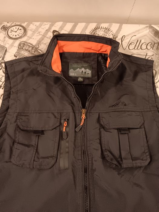 Продам жилетку. Новая