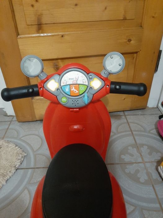 Motor  chicco de copii