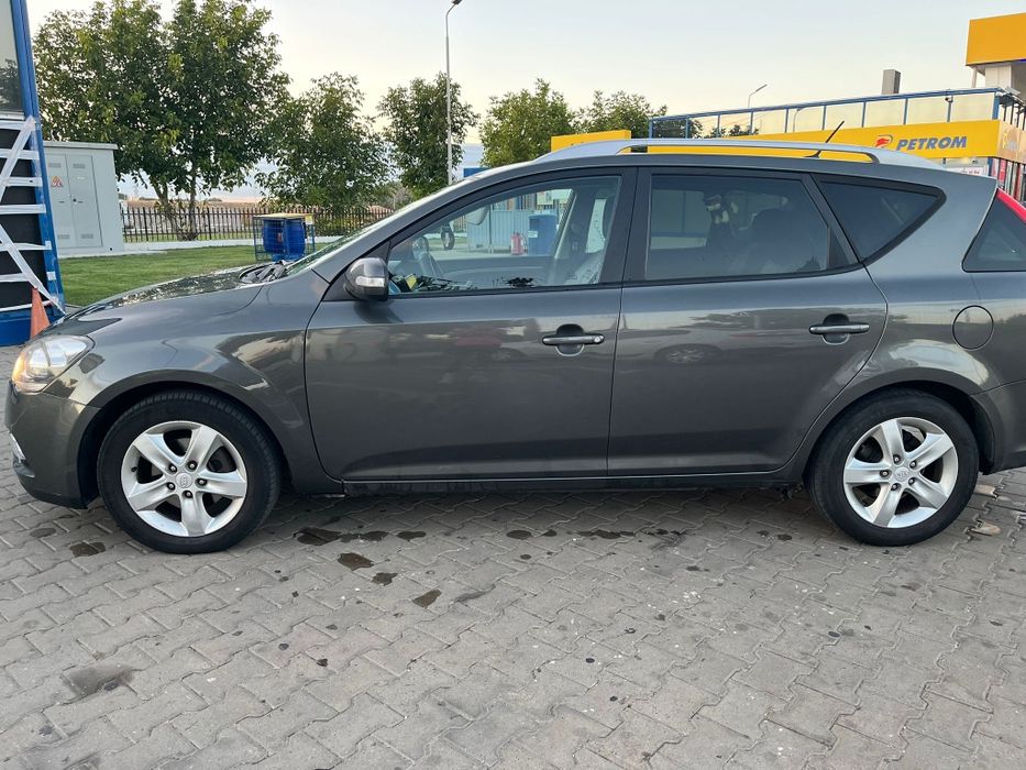 Kia cee’d SW 1.6 CRDi 115 CP – An 2012 – Stare foarte bună