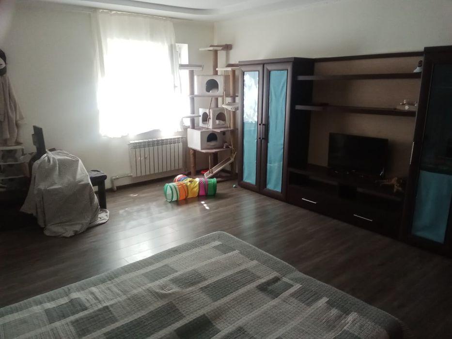 Сдам отдельно стоящий частный дом со всеми условиями внутри (туалет-ва