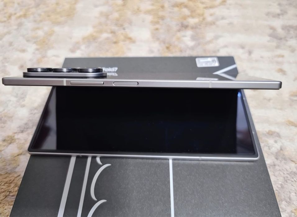 Samsung Fold 7  512Gb  Silver Shadow