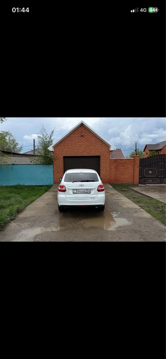 Машина Granta.