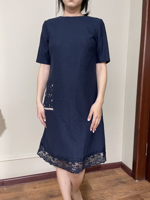 Платья вечерние и повседневные