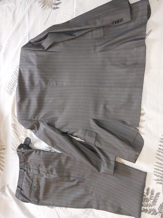 Продам костюм для подростка