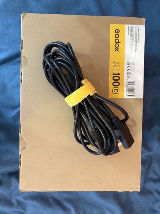 Постоянный свет Godox SL100D
