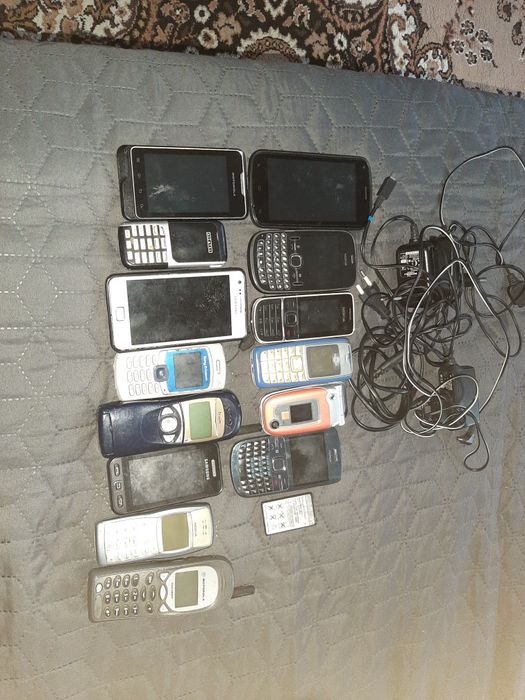 Telefoane vechi  nokia,alcatel,samsung si etc