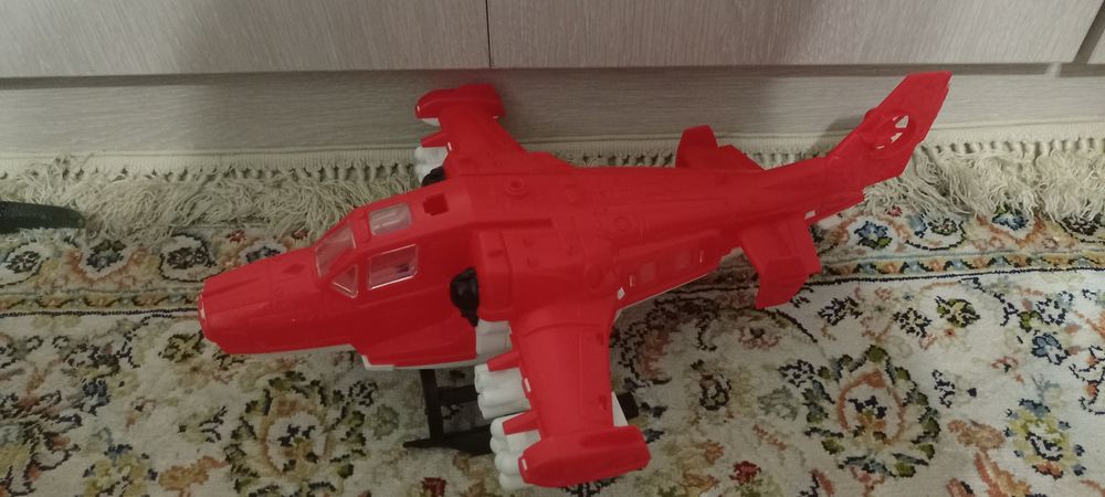 Самолёт крокодил