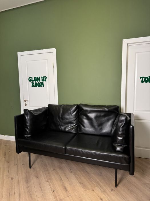 Диван из эко-кожи