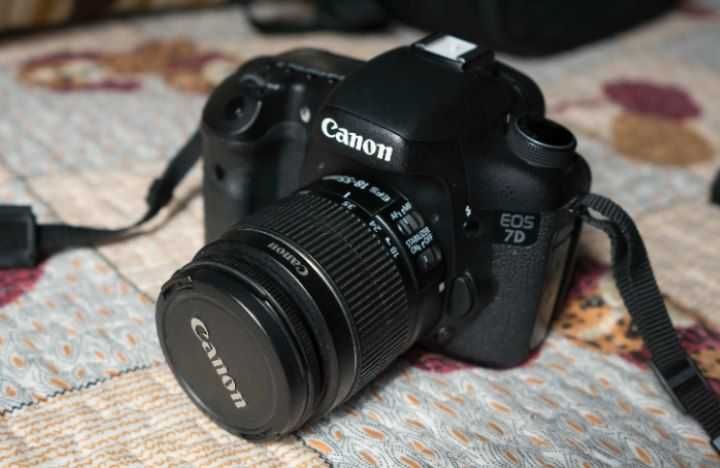 Фотоаппарат Canon 7D