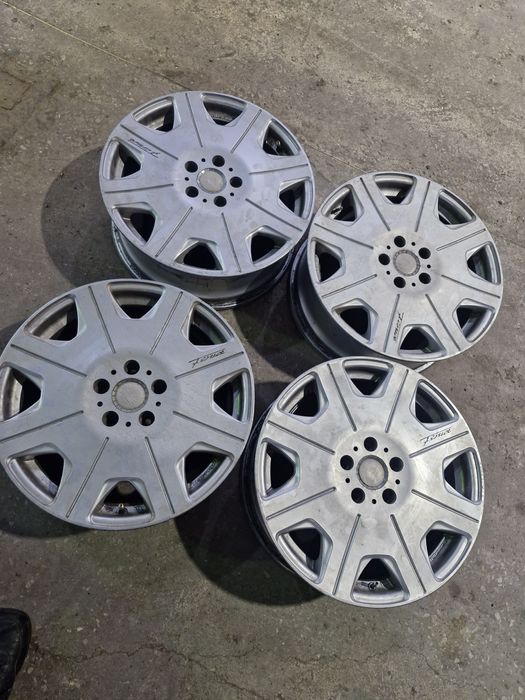 Продам диски. Разболтовка 5× 114.3 R 18