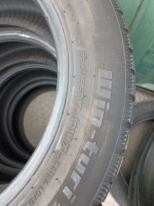 225/55/17 комплект