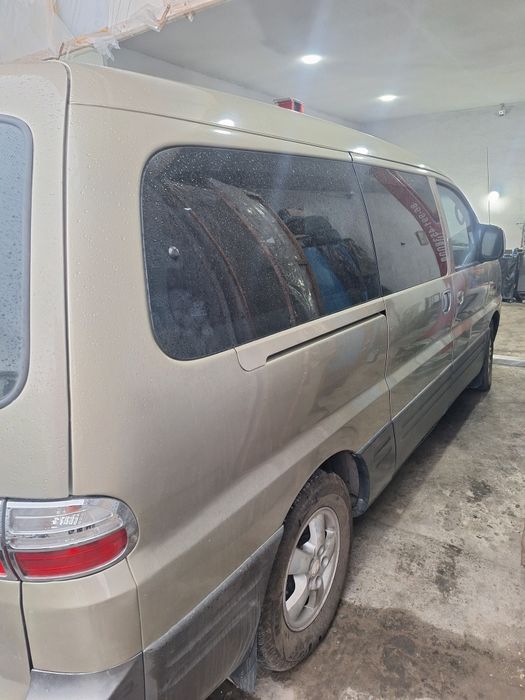 Продаётся Hyundai Starex H1 бензин
