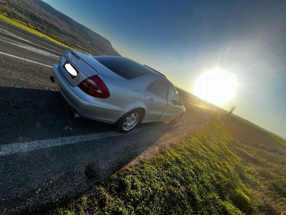 Mercedes E class 270