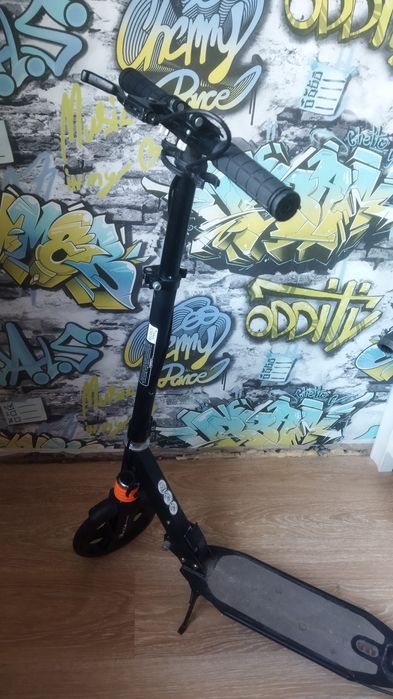 Самокат продам б/у