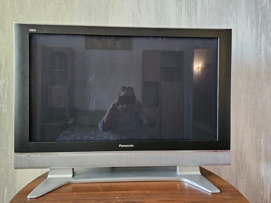 Продам телевизор Panasonlk б/у